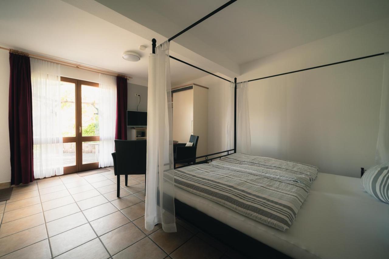 Urlaubsweingut Zecherhof Neef Экстерьер фото