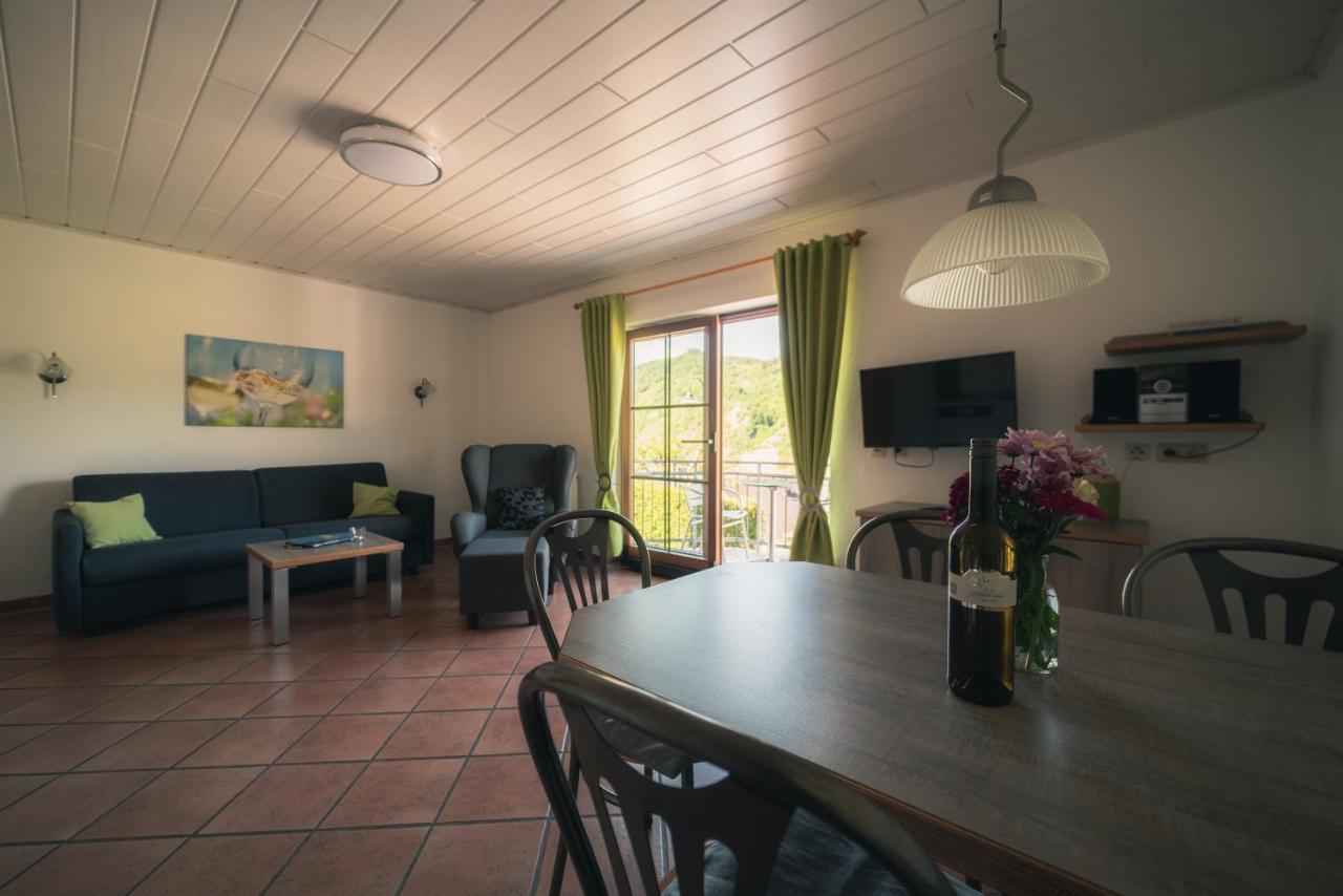Urlaubsweingut Zecherhof Neef Экстерьер фото
